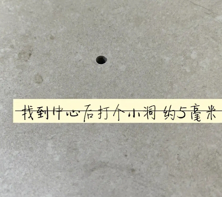 岱山瓷砖空鼓维修公司专业解答在瓷砖铺贴过程中，如果砂料搅拌不均匀，将会带来以下问题